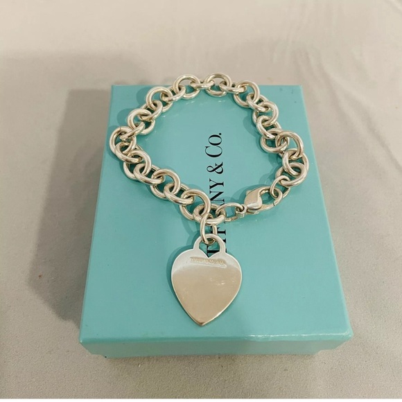 Tiffany & Co. 925 Sterling Silver Chain Link Bracelet w/ Heart Charm - Picture 3 of 4